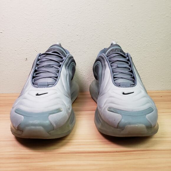 Nike Men\'s 8.5‎ Air Max 270 Metallic Silver Sneakers Comfort Lifestyle Sporty main image 8